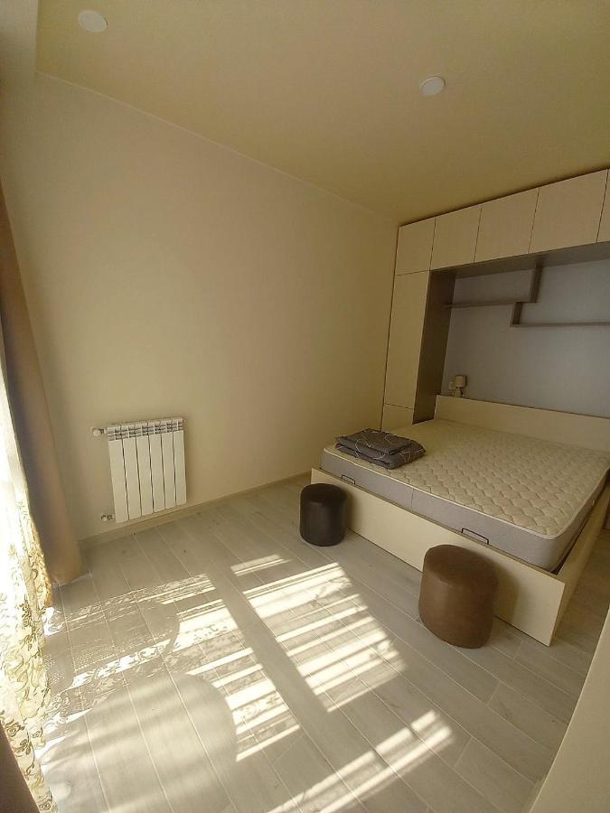 Apartament Old *
